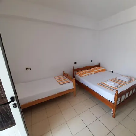Affittacamere Rey Garden Vlorë