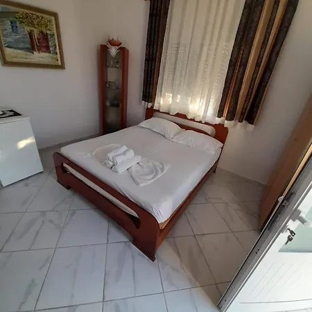 Guest house Rey Garden