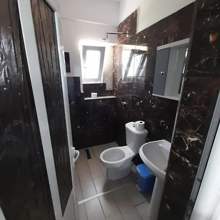 Rey Garden Guest house Vlore